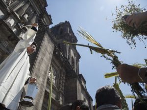 Why are so many priests in Mexico being murdered?