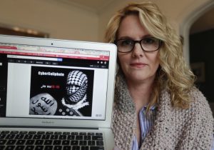 Russian hackers posed as ISIS to threaten military wives