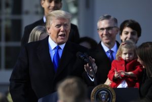 Trump to deny funds to clinics that refer for abortion