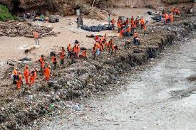 Waves Of Garbage Are Covering The Dominican Republic’s Beaches In Trash