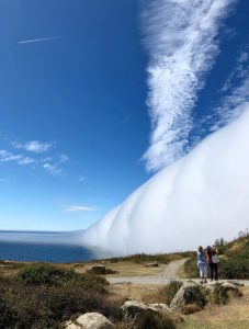 TSUNAMI OF MIST hits Cornwall in astonishing phenomenon