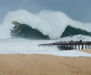 Hurricane Florence bringing ‘catastrophic’ flooding to the Carolinas, officials say: ‘Do not focus on the wind speed’