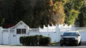 ‘Potential explosive devices’ sent to Clinton, Obama; suspicious packages also sent to CNN and others