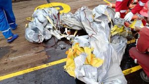 Indonesian Lion Air flight JT610 with 189 on board crashes after asking to return to base
