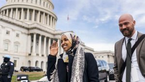 Democrats seek to overturn ban on religious headwear on House floor