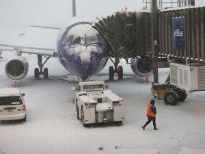 Winter Storm Bruce causes more than 1,000 flight cancellations, blizzard warning for millions