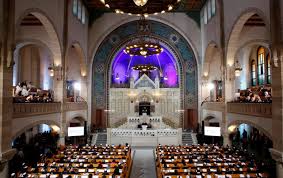 Merkel marks Nazi ‘Kristallnacht’ against Jews with synagogue speech