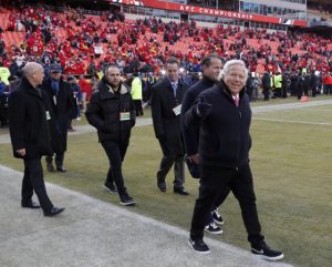 Report: Florida prosecutors offer Patriots’ Robert Kraft deal to drop solicitation charges