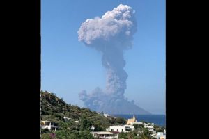 Volcano erupts on Sicily’s Stromboli island; Tourists jump in sea for safety; 1 person killed