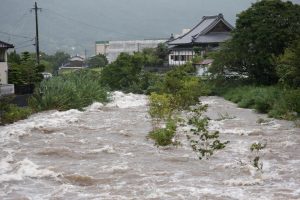 Two dead as Japan orders 670,000 to flee chaotic heavy rains