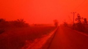 Indonesia Haze Causes Sky To Turn Blood Red