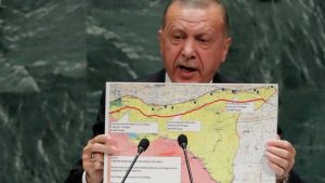 Turkey-Syria border: Kurds bitter as US troops withdraw