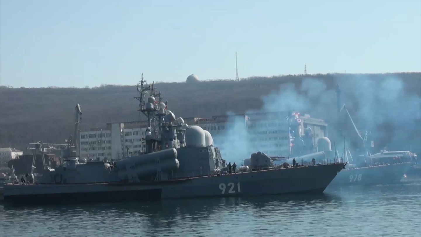 Putin has just ordered Pacific fleet war games to test a nuclear strike on the West…