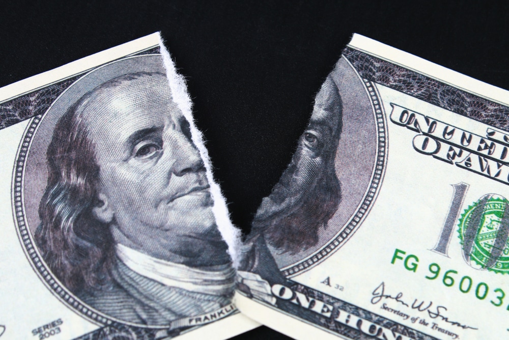 Economics expert issues dire warning on ‘serious threat’ faced by US dollar: It’s ‘inevitable’