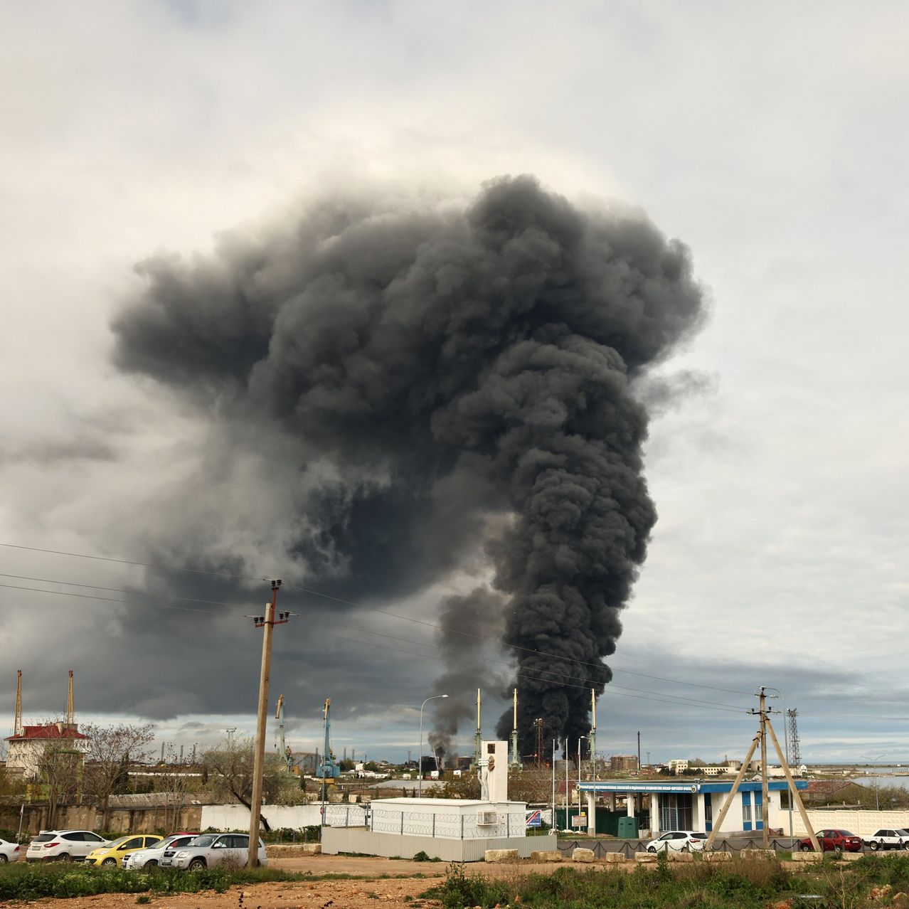 Russian official: Ukrainian drones strike Crimea oil depot