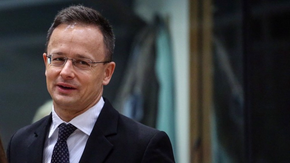 Hungarian FM slams EU’s self-harming sanctions on Russia