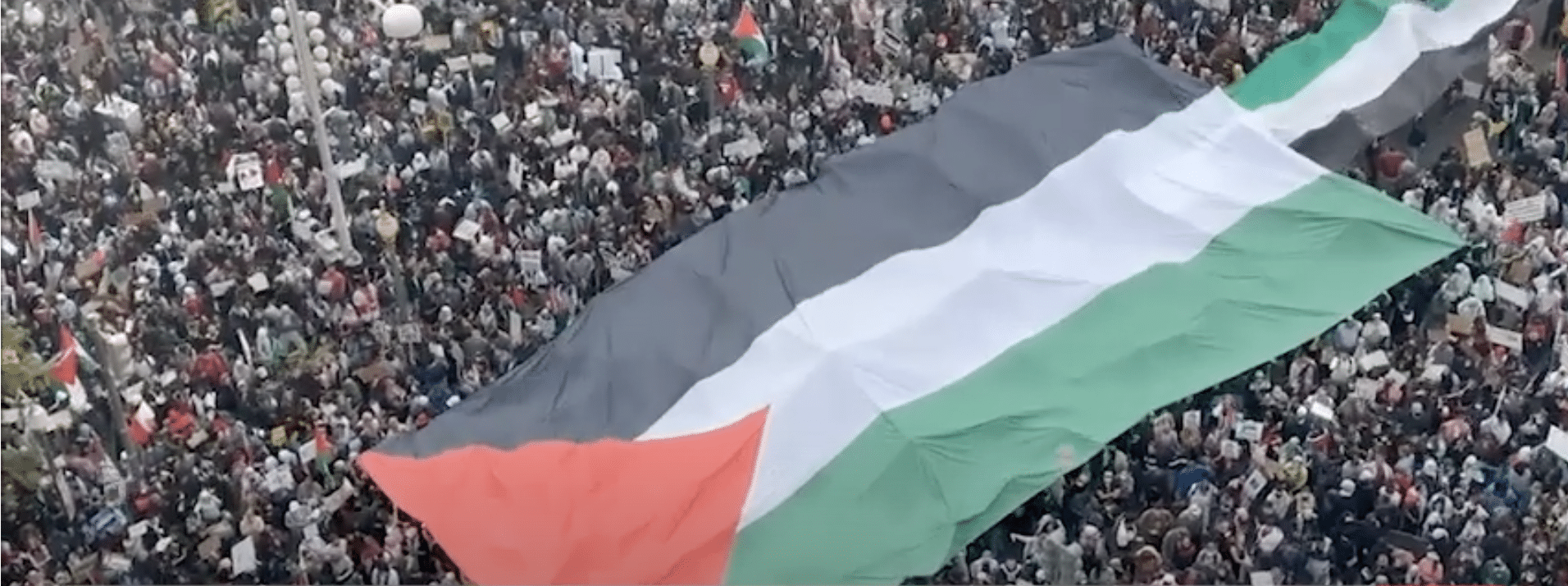 Over 300k Pro-Palestinian protesters flood DC, Paint White House fence