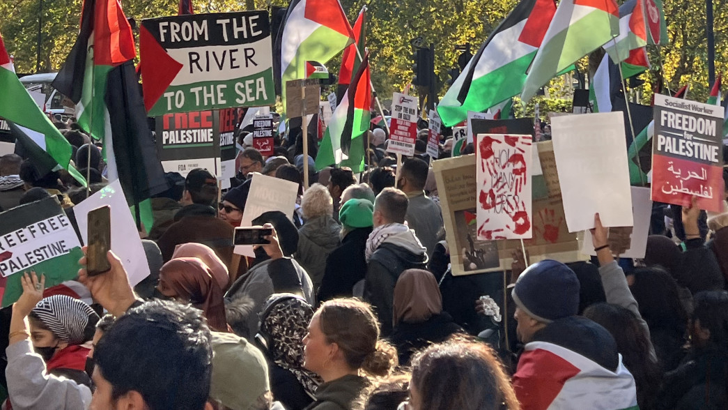 Violent Riots In London 300,000 People Take To The Streets In Support Of Palestinians