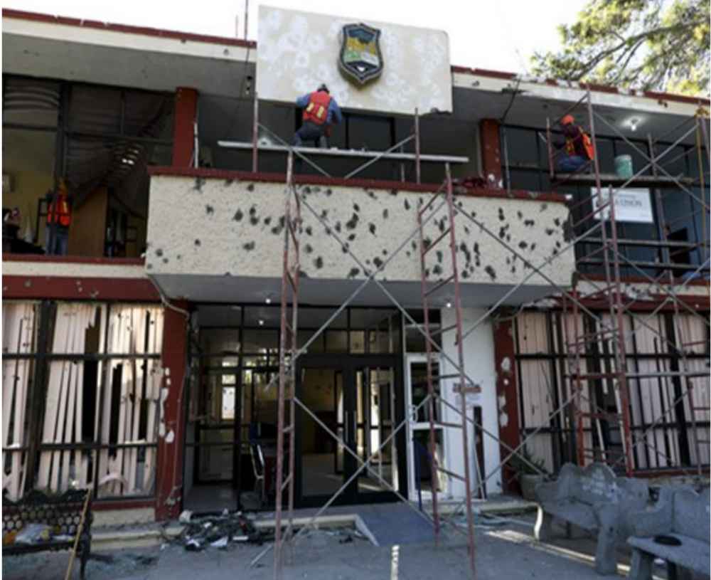 Mexico Demands Investigation into US Military-grade Weapons Being Used by Drug Cartels  Read more: Mexico Demands Investigation into US Military-grade Weapons Being Used by Drug Cartels | Newsmax.com