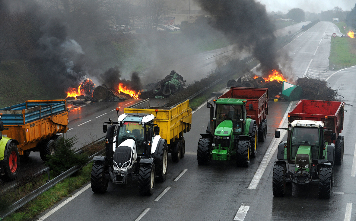 Europe Erupts In Widespread Farmer Protests As Revolt Against ‘Green’ Policies Intensifies