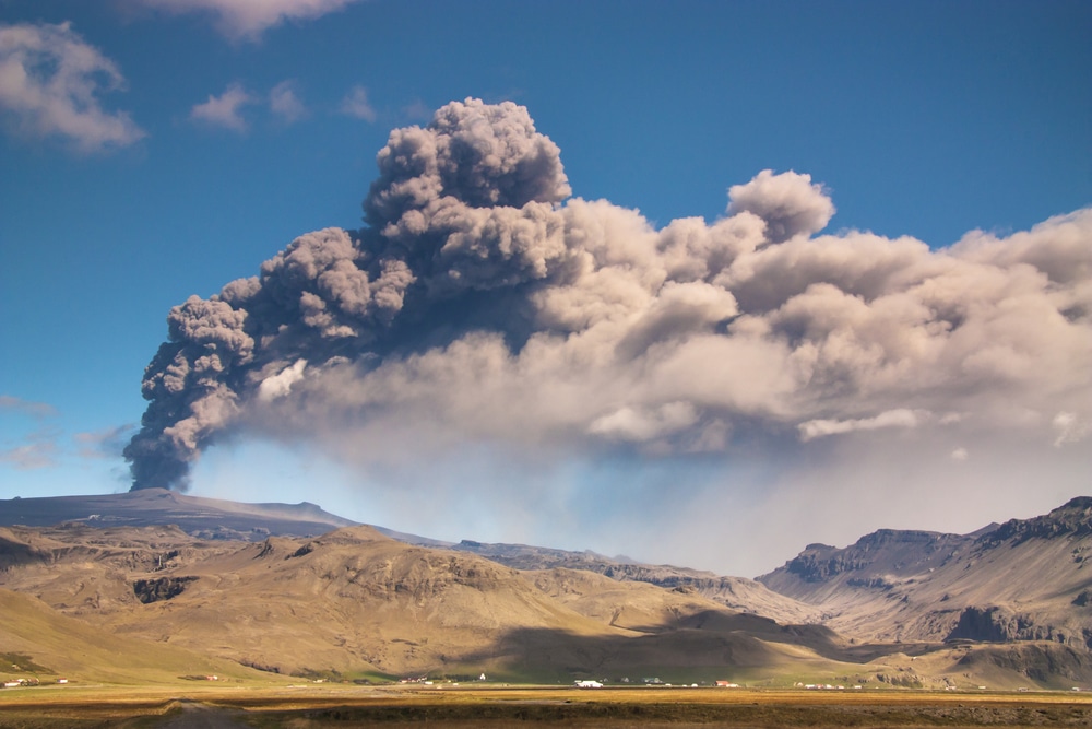 Earth Rumbling: Volcano in Iceland erupting for fourth time in 3 months, sending plumes of lava skywards