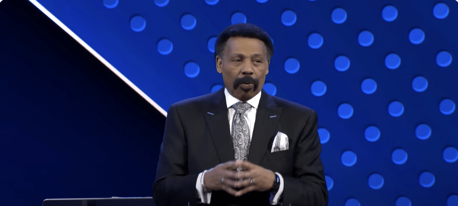 Stars Falling: Pastor Tony Evans steps away from Oak Cliff Bible Fellowship leadership ‘due to sin’