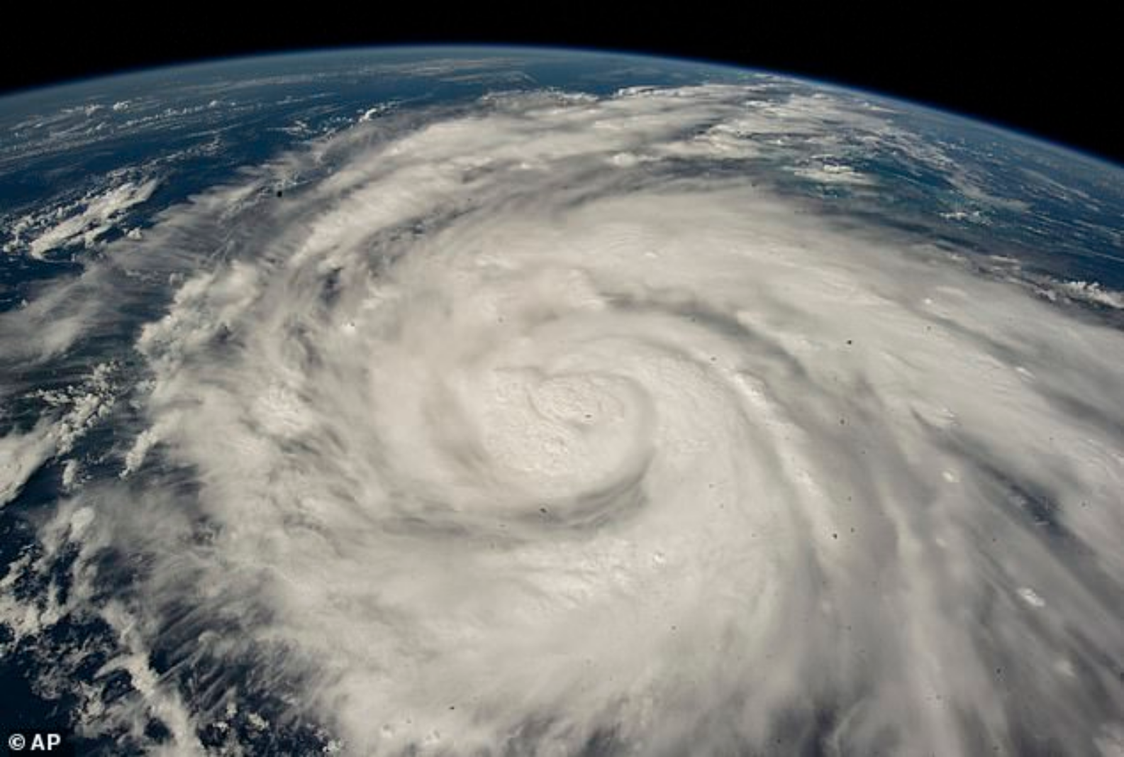 Scientists warn of impending ‘Ultra-​Intense Category 6’ storm