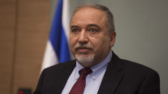 Netanyahu pushing Israel toward civil war: Ex-defense minister