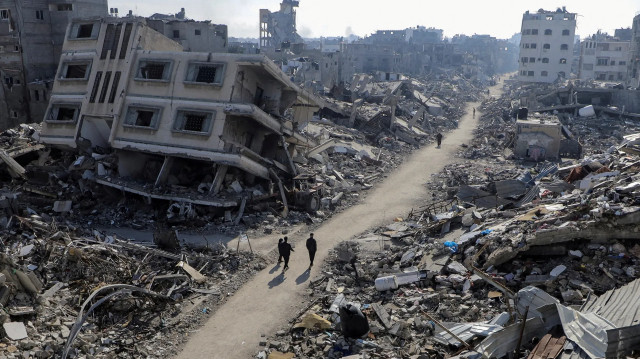 War Crimes: ‘We Will Not Leave’: Palestinians Respond With Defiance to Trump’s Ethnic Cleansing Plan