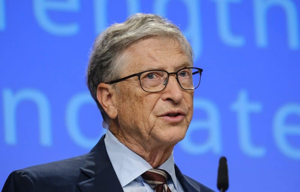 Bill Gates warns that AI will likely replace humans “For MOST things”