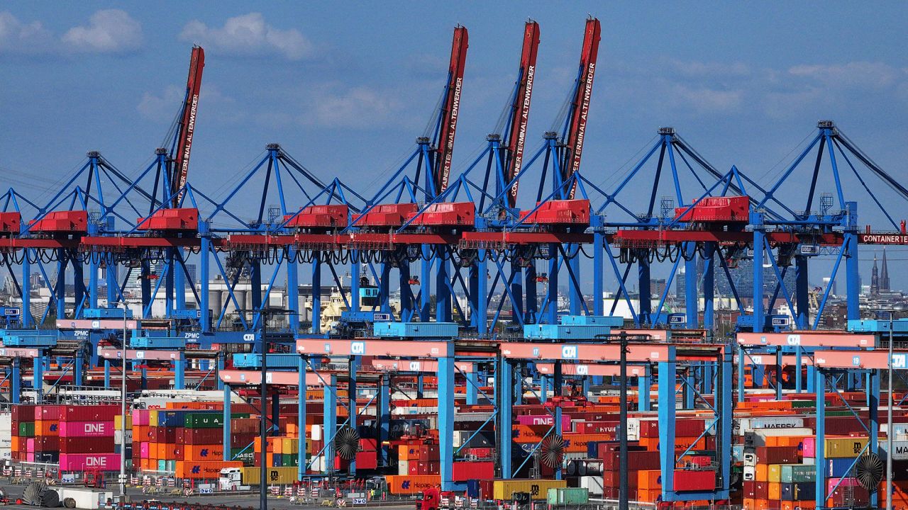 EU warns that its trade with the US could be effectively wiped out if Trump follows through on his threat