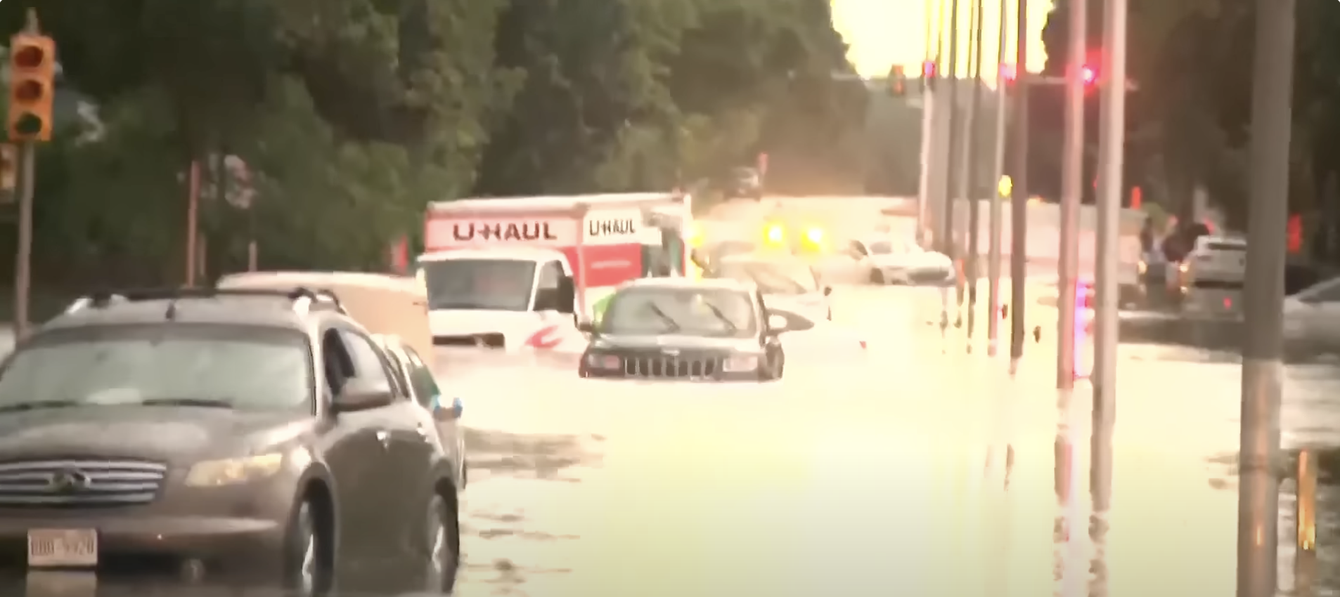 Over 900 flights delayed and 14 million remain under flood alerts as torrential rain batters Midwest