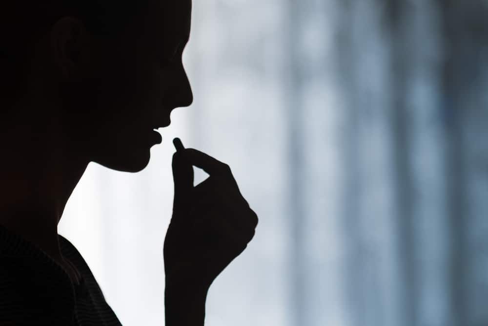 Common painkillers may fuel deadly superbugs that resist antibiotics