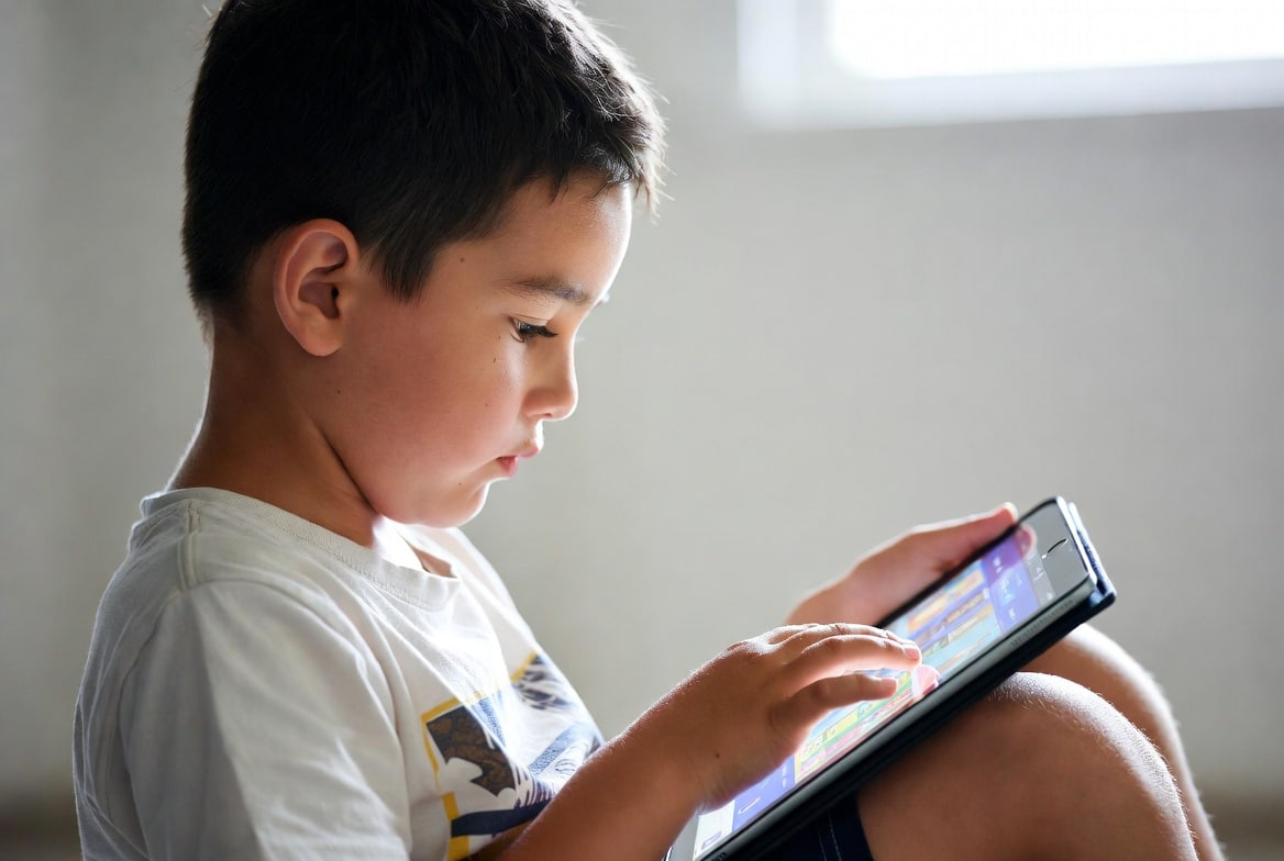 New report shows children as young as 6 are being exposed to p**n through social media