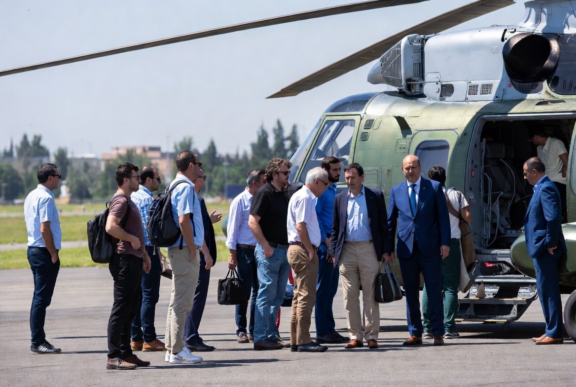 Russia evacuates diplomats’ families from Venezuela as US seizes oil tankers