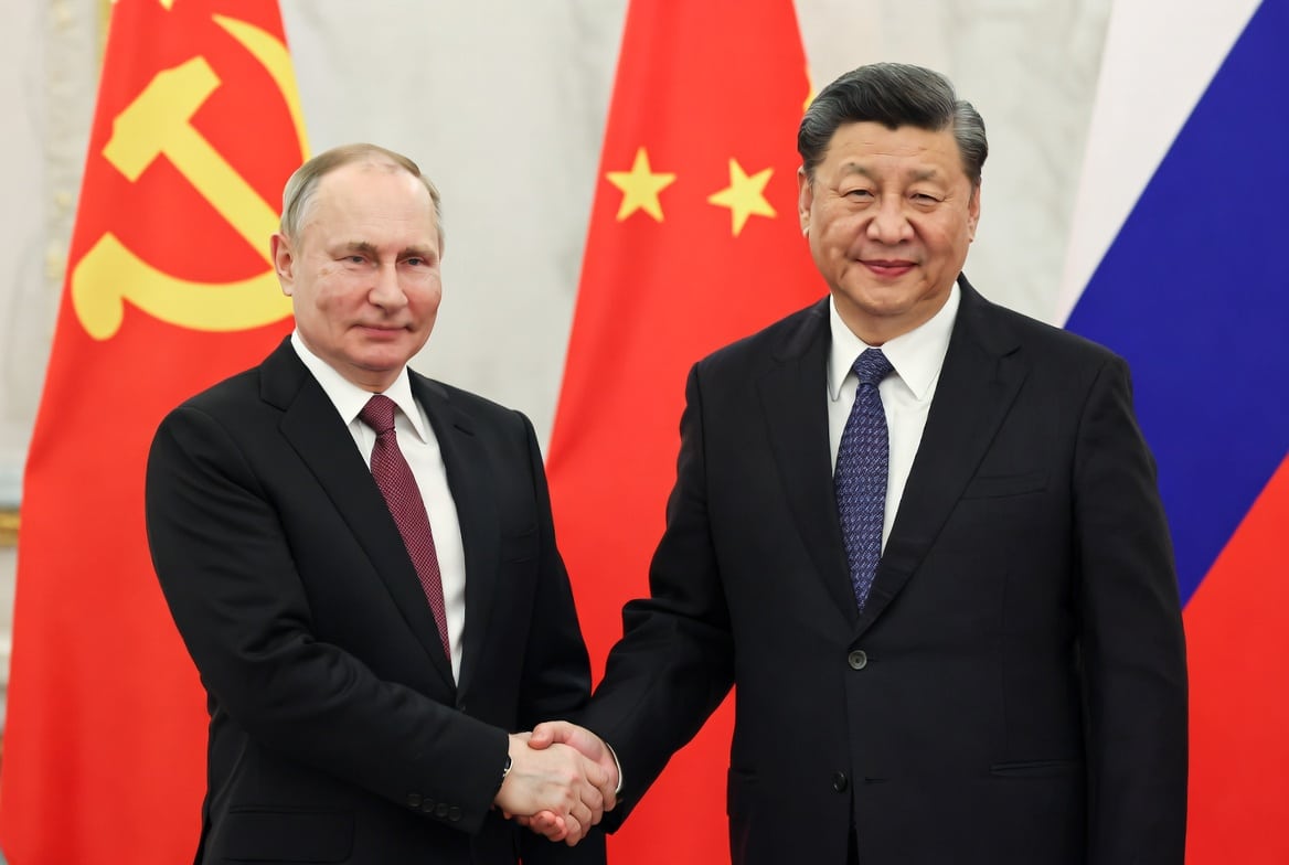 Russia and China pledge their support for Venezuela as Trump ramps up threats against Maduro