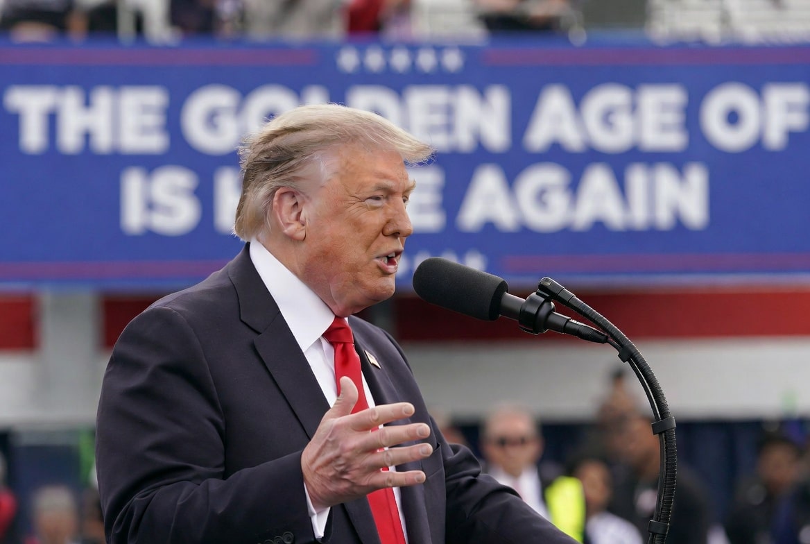 Trump is finding it more difficult to persuade people that ” good times are coming”